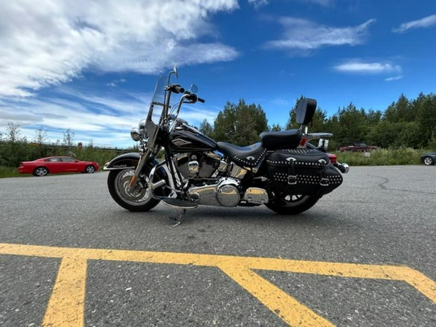 2011 Harley-Davidson® FLSTC - Heritage Softail® Classic