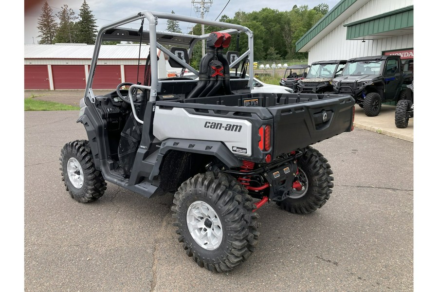 2024 Can-Am Defender X MR HD10 / 8YRB00