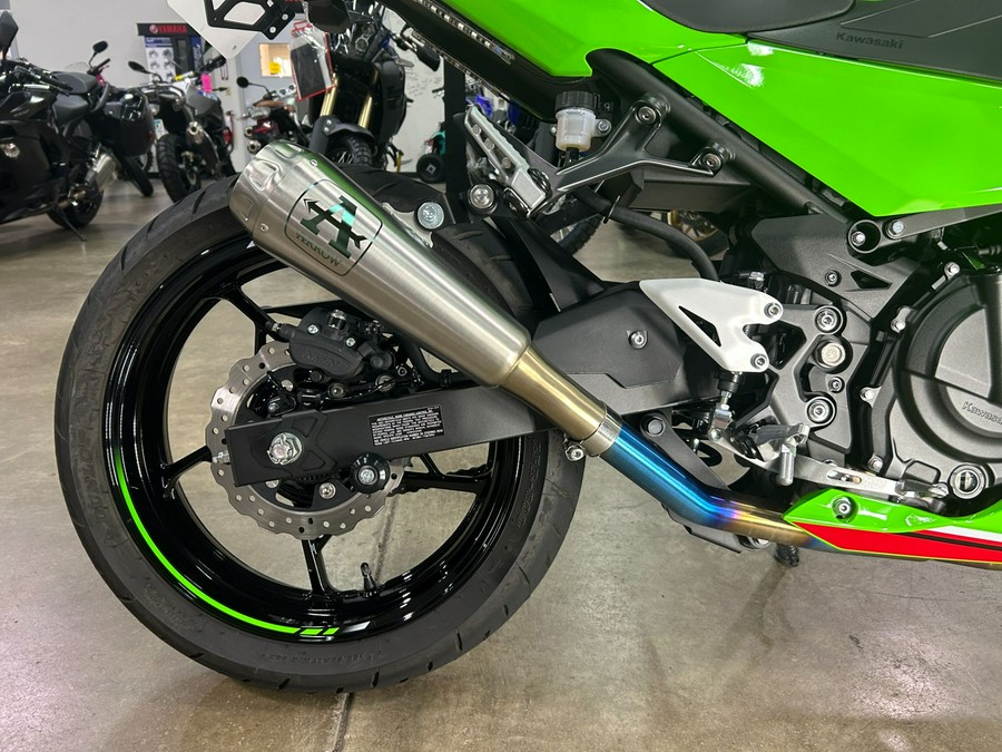 2023 Kawasaki Ninja 400 ABS KRT Edition