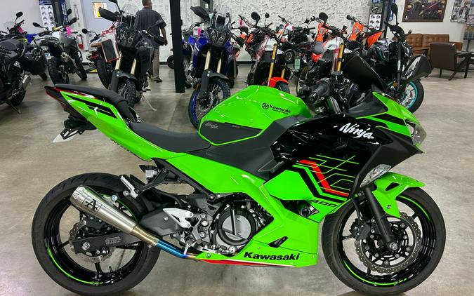 2023 Kawasaki Ninja 400 ABS KRT Edition