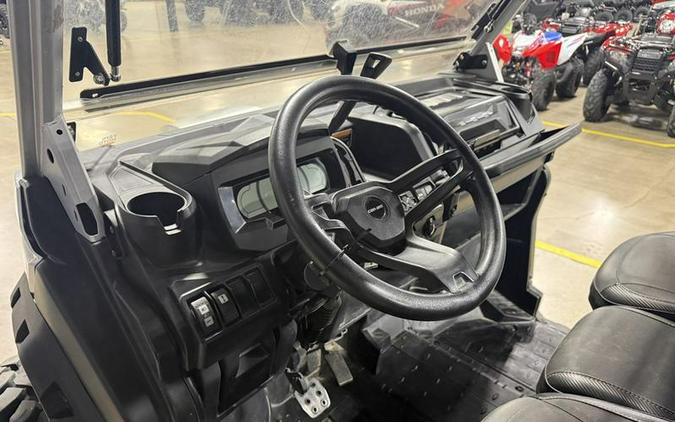 2024 Can-Am® Defender X mr HD10