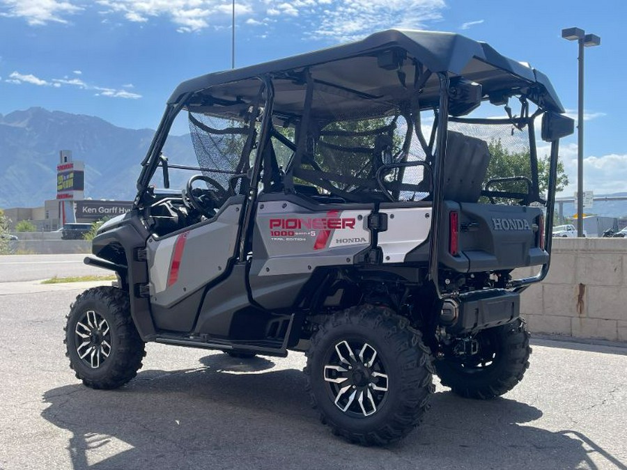 2025 Honda Pioneer 1000-5