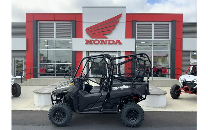 2026 Honda PIONEER 700-4 DELUXE
