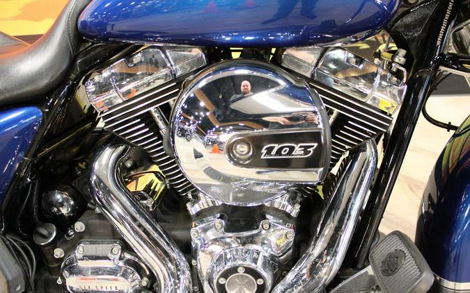 2015 Harley-Davidson® FLHR - Road King®