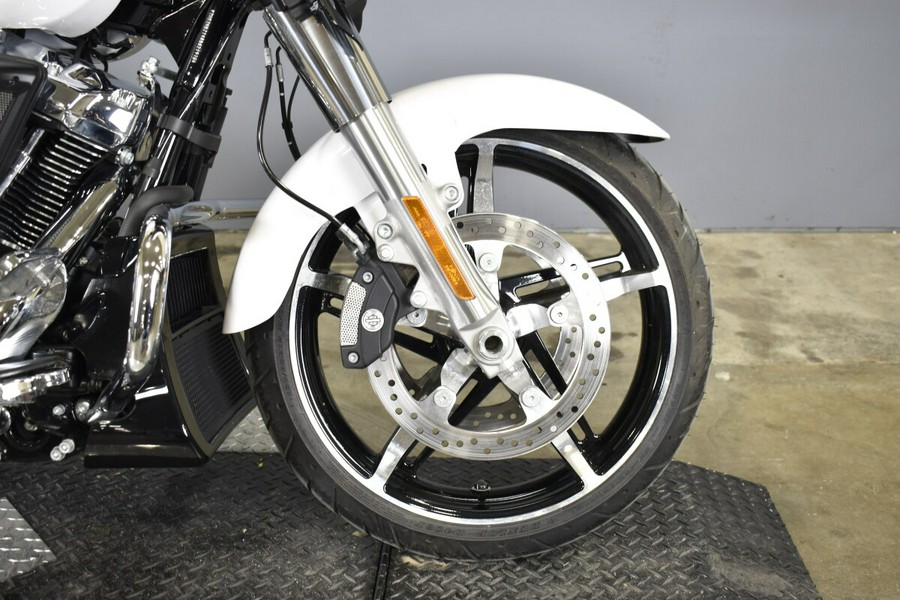 2024 Harley-Davidson Street Glide FLHX