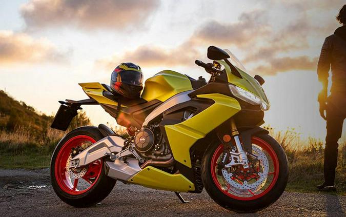 2021 Aprilia RS 660