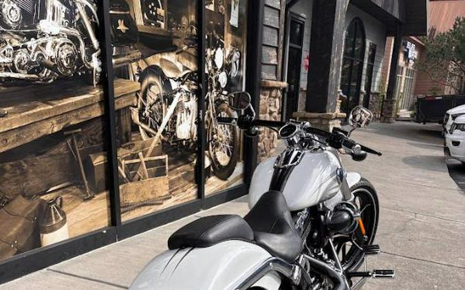 2016 Harley-Davidson BREAKOUT