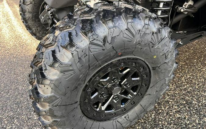 2026 Can-Am Maverick X3 MAX X Ds Turbo RR Triple Black_7.6 In.