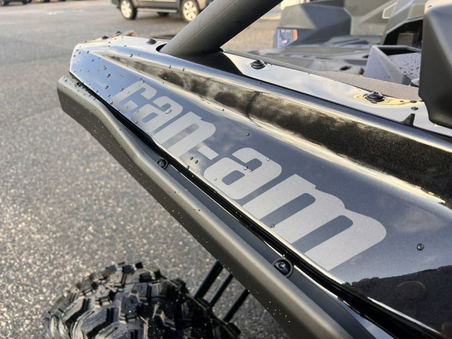 2026 Can-Am Maverick X3 MAX X Ds Turbo RR Triple Black_7.6 In.