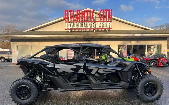2026 Can-Am Maverick X3 MAX X Ds Turbo RR Triple Black_7.6 In.