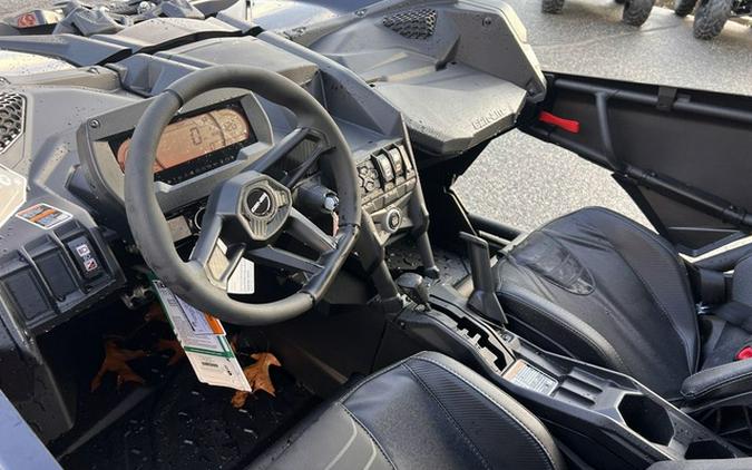 2026 Can-Am Maverick X3 MAX X Ds Turbo RR Triple Black_7.6 In.