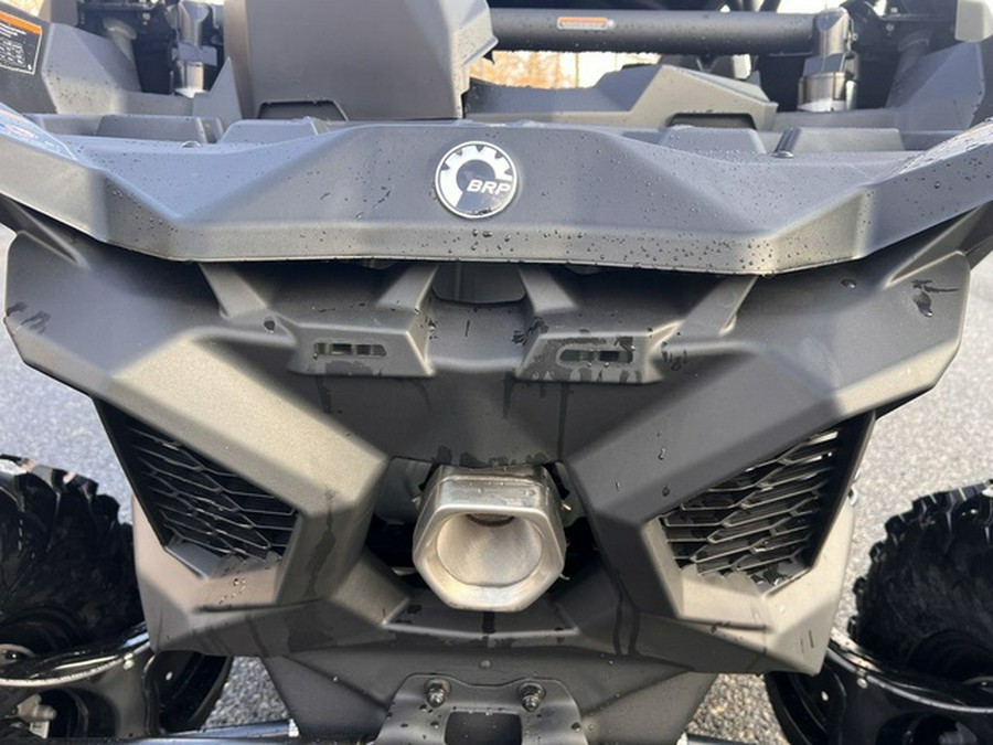 2026 Can-Am Maverick X3 MAX X Ds Turbo RR Triple Black_7.6 In.