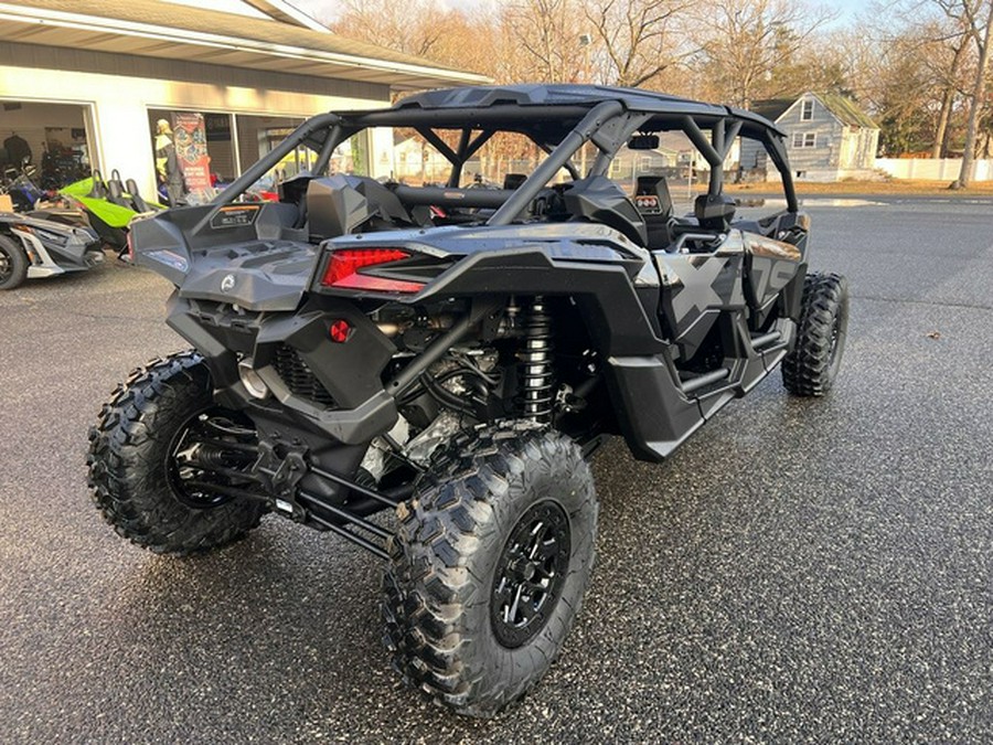 2026 Can-Am Maverick X3 MAX X Ds Turbo RR Triple Black_7.6 In.