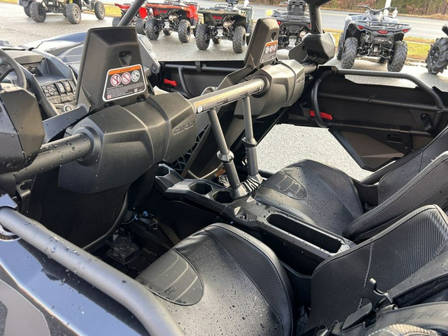 2026 Can-Am Maverick X3 MAX X Ds Turbo RR Triple Black_7.6 In.