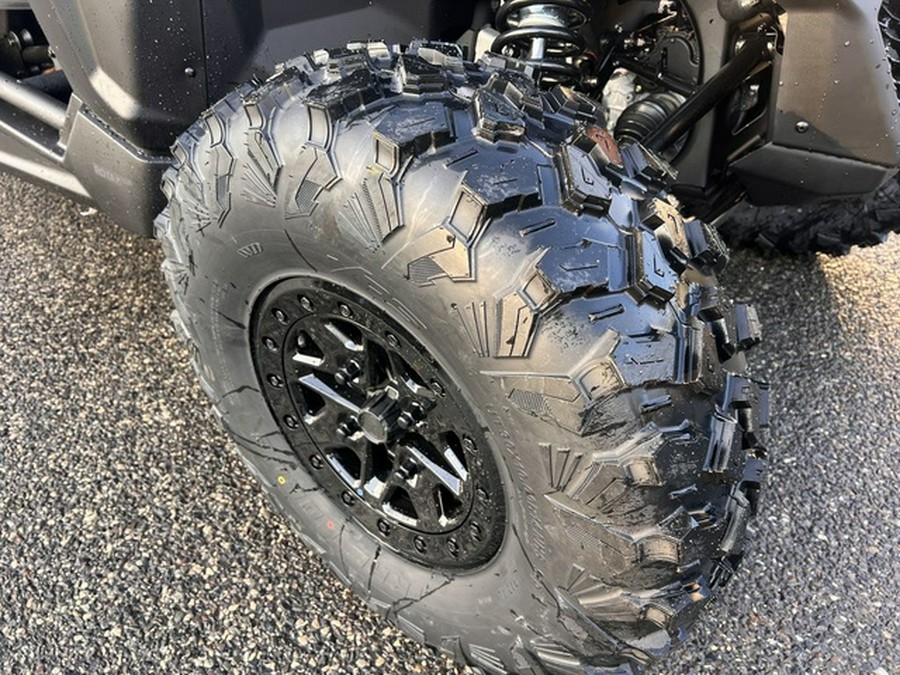 2026 Can-Am Maverick X3 MAX X Ds Turbo RR Triple Black_7.6 In.