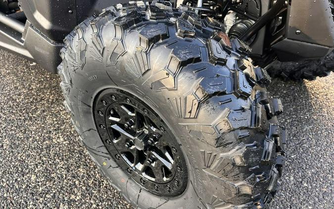 2026 Can-Am Maverick X3 MAX X Ds Turbo RR Triple Black_7.6 In.