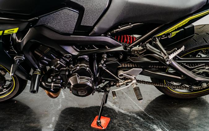 2017 Yamaha Motor Corp., USA FZ-09