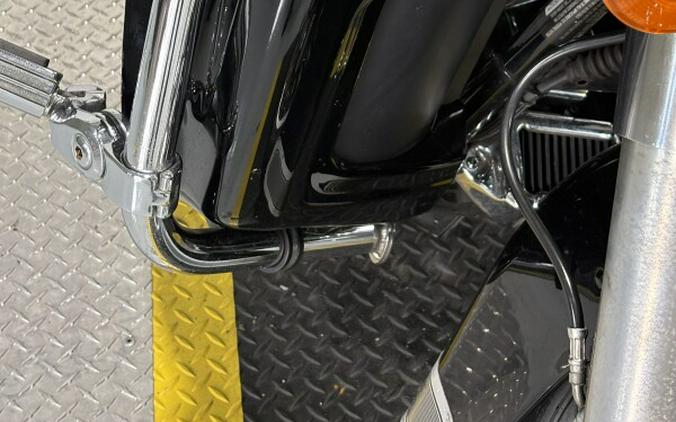 2010 Harley-Davidson® Electra Glide® Ultra Classic® Vivid Black