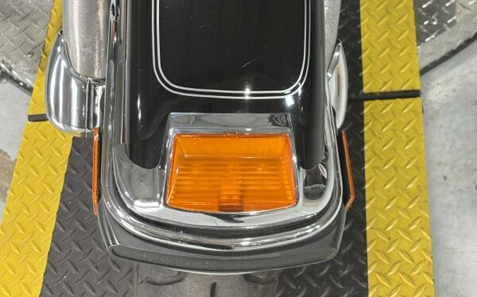 2010 Harley-Davidson® Electra Glide® Ultra Classic® Vivid Black