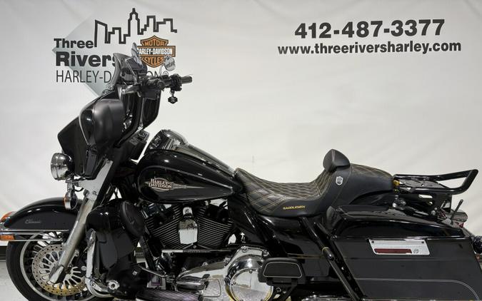 2010 Harley-Davidson® Electra Glide® Ultra Classic® Vivid Black