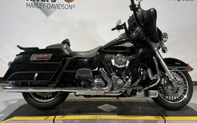 2010 Harley-Davidson® Electra Glide® Ultra Classic® Vivid Black