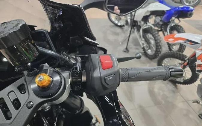 2026 YAMAHA YZFR7