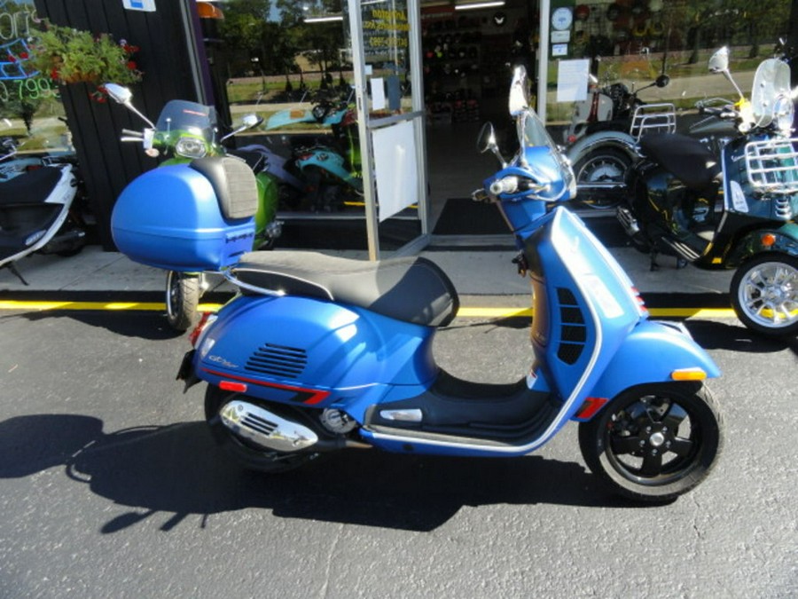 2022 Vespa GTS Super 300 Sport