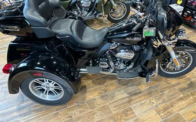 2017 Harley-Davidson Tri Glide® Ultra