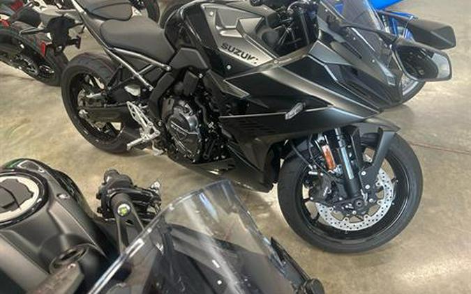 2025 Suzuki GSX-8R