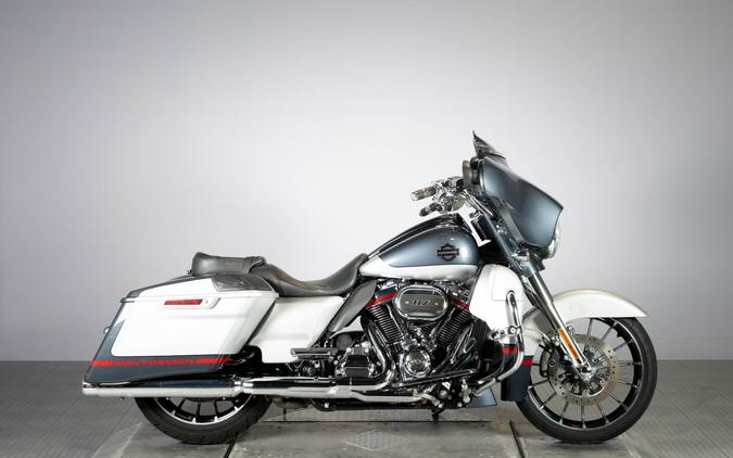 2019 Harley-Davidson CVO Street Glide FLHXSE