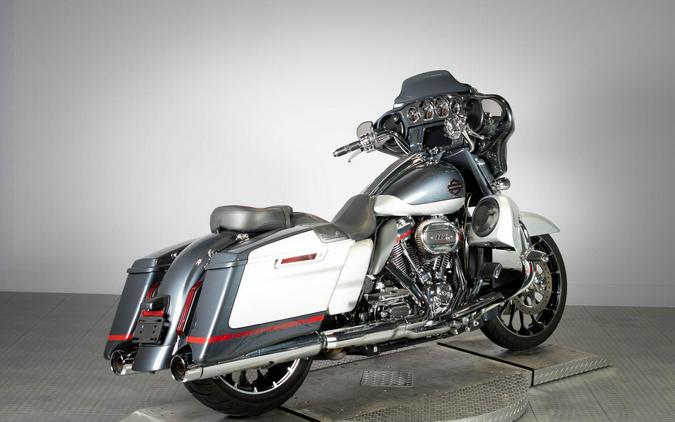 2019 Harley-Davidson CVO Street Glide FLHXSE