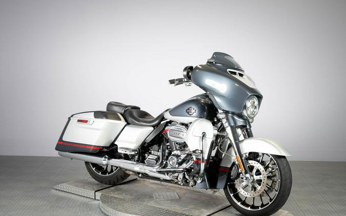 2019 Harley-Davidson CVO Street Glide FLHXSE