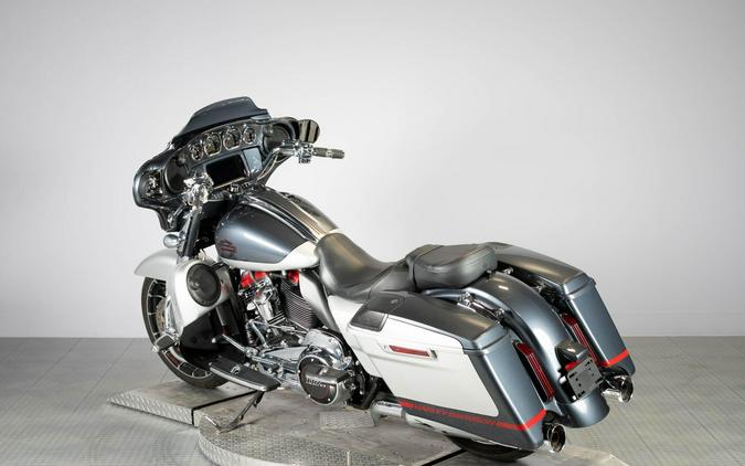 2019 Harley-Davidson CVO Street Glide FLHXSE