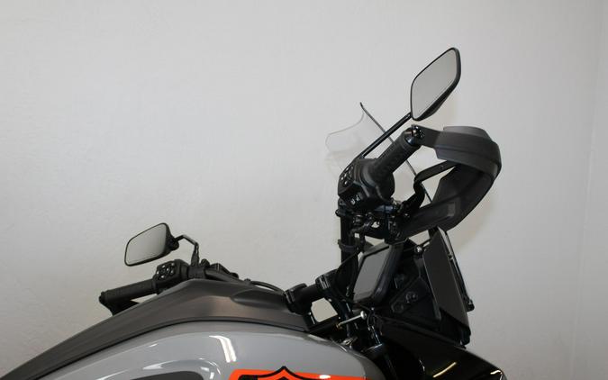 2026 Harley-Davidson® Pan America 1250 Limited Dark Billiard Gray