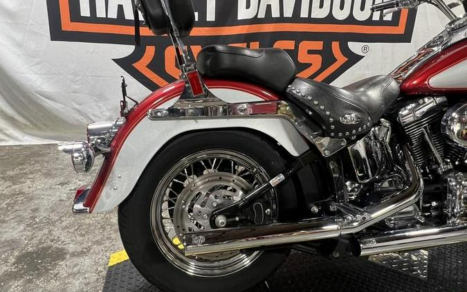 2005 Harley-Davidson® FLSTC - Heritage Softail® Classic