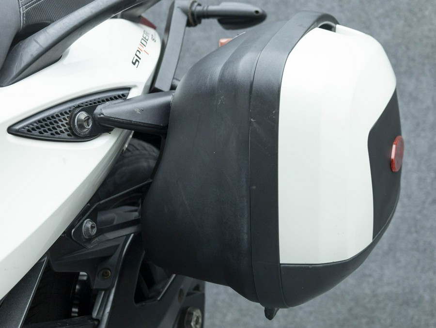 2013 CAN-AM SPYDER ST LIMITED TRIKE W/ABS