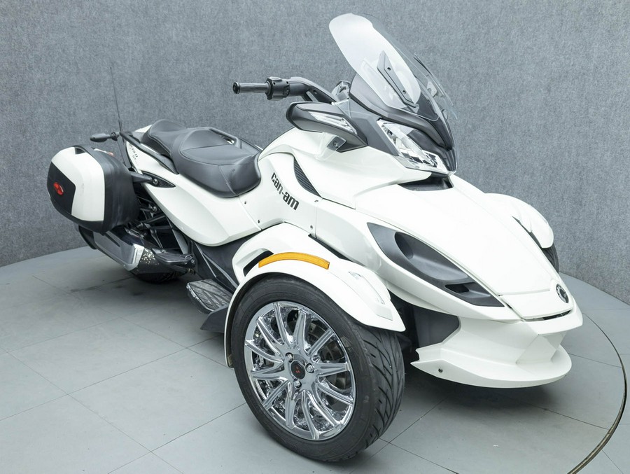 2013 CAN-AM SPYDER ST LIMITED TRIKE W/ABS