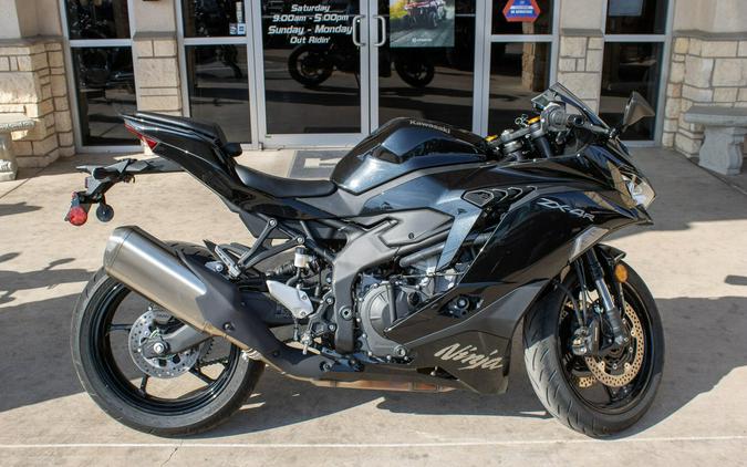 2025 KAWASAKI NINJA ZX4R ABS