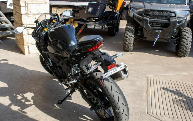 2025 KAWASAKI NINJA ZX4R ABS