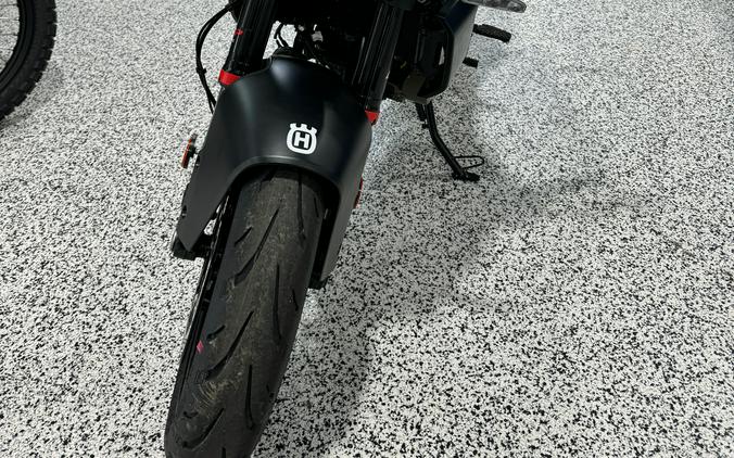 2024 Husqvarna Vitpilen 401