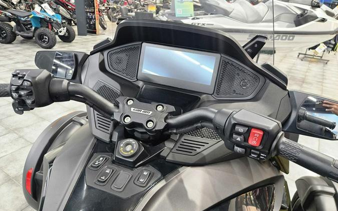 2024 Can-Am Spyder RT Limited Dark Wheels