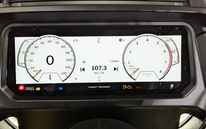 2025 Harley-Davidson Road Glide® Vivid Black