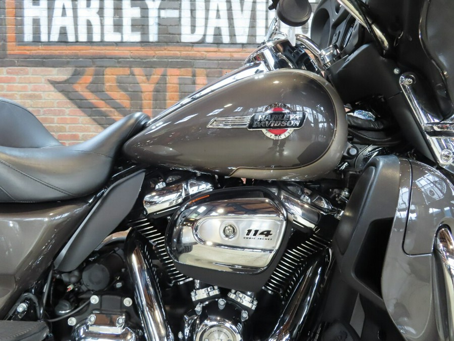 2023 Harley-Davidson® FLHTCUTG Tri Glide® Ultra