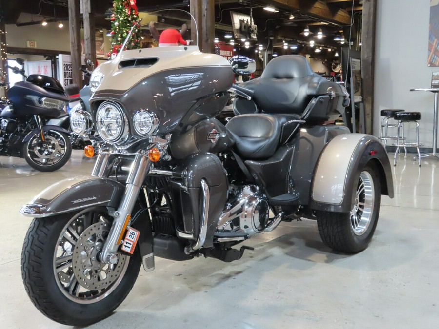 2023 Harley-Davidson® FLHTCUTG Tri Glide® Ultra
