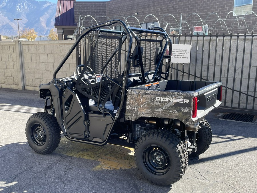 2025 Honda Pioneer 520