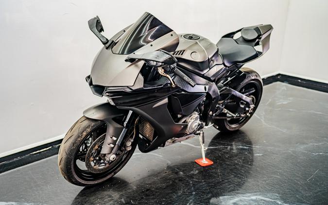 2015 Yamaha Motor Corp., USA YZF-R1