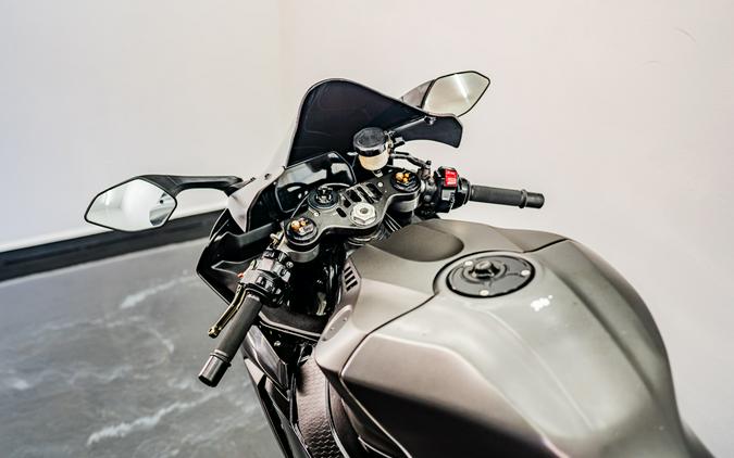 2015 Yamaha Motor Corp., USA YZF-R1