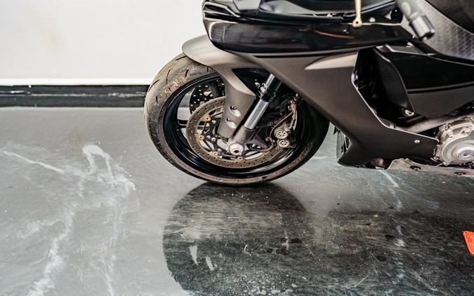 2015 Yamaha Motor Corp., USA YZF-R1