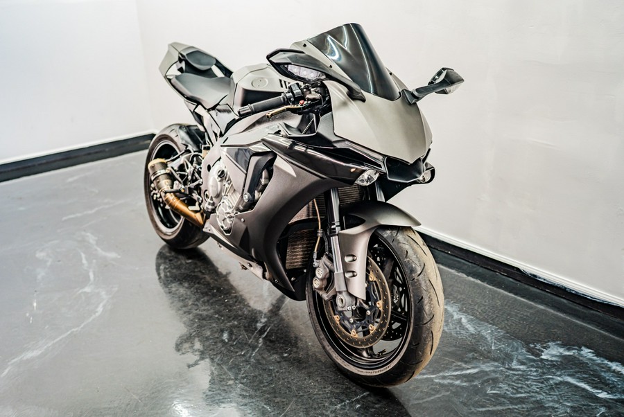 2015 Yamaha Motor Corp., USA YZF-R1