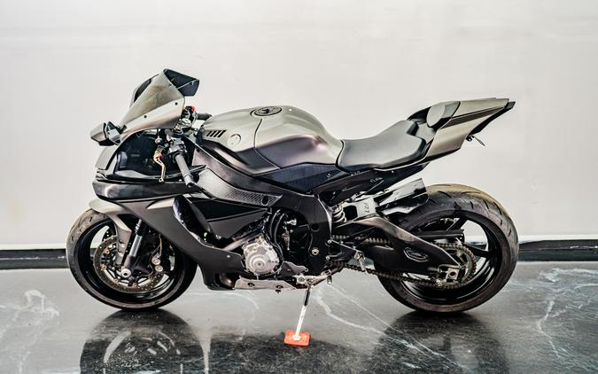 2015 Yamaha Motor Corp., USA YZF-R1
